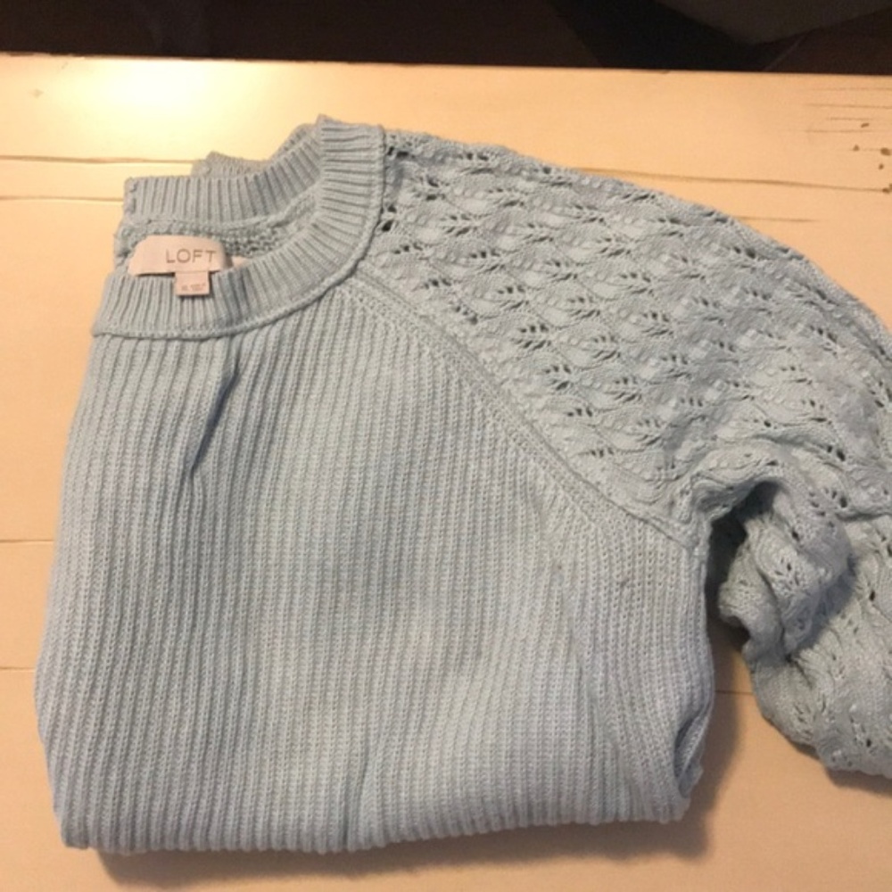 Loft Button Back Sweater - XL